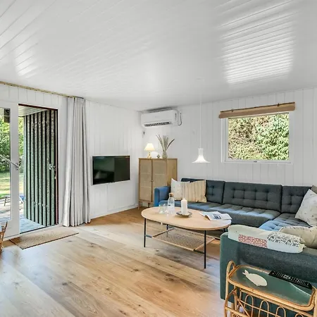 Vakantiehuis Yngvy - 1-3km From The Sea By Interhome Blåvand