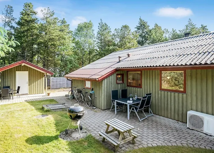 Yngvy - 1-3km From The Sea By Interhome